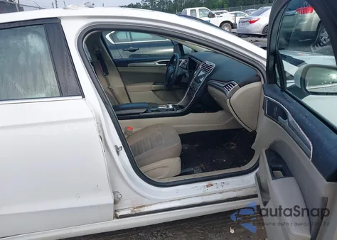 2020 Ford Fusion Se z USA, uszkodzony, nr VIN 3FA6P0HD8LR160330